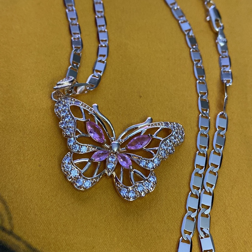 Necklace, butterfly with gold bath 18 k , gold plated